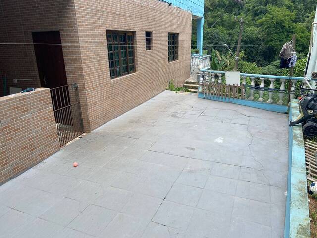 #11 - Casa para Venda em Embu das Artes - SP