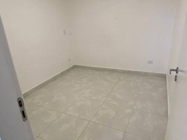 #14 - Apartamento para Locação em Taboão da Serra - SP