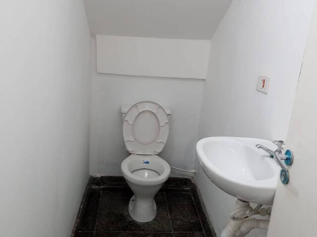 #32 - Ponto Comercial para Locação em Taboão da Serra - SP